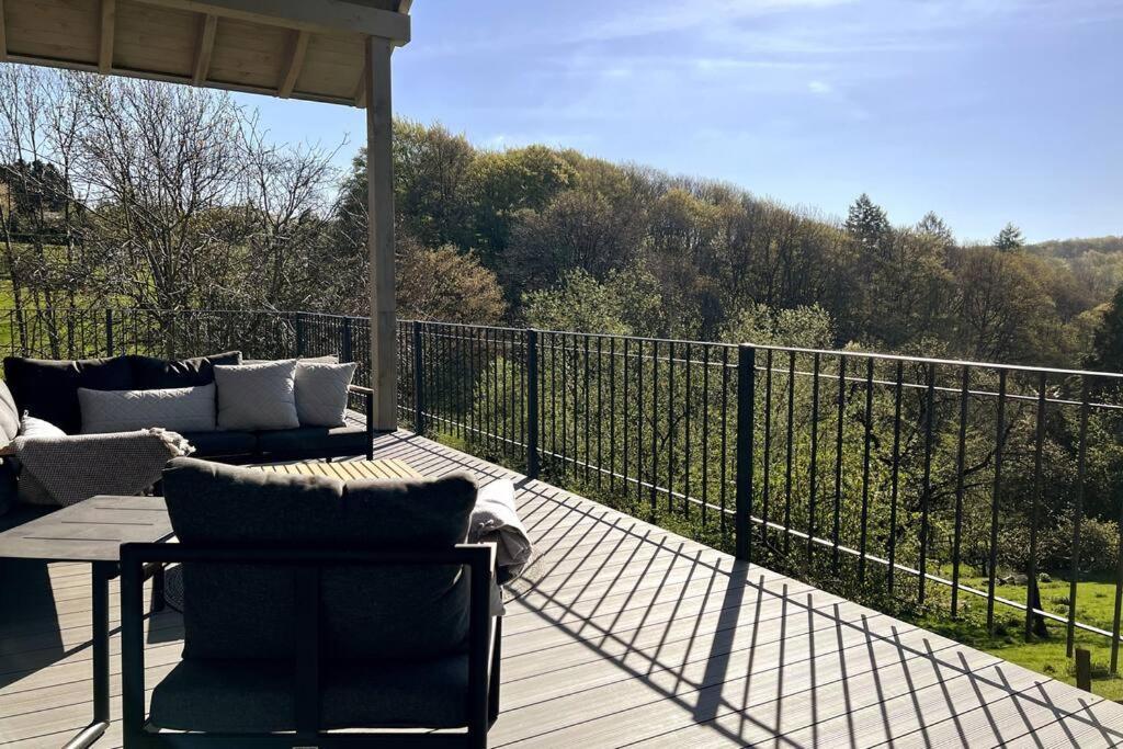Forest Retreat- Serene 160M2 With Forest Views Wermelskirchen Exterior photo